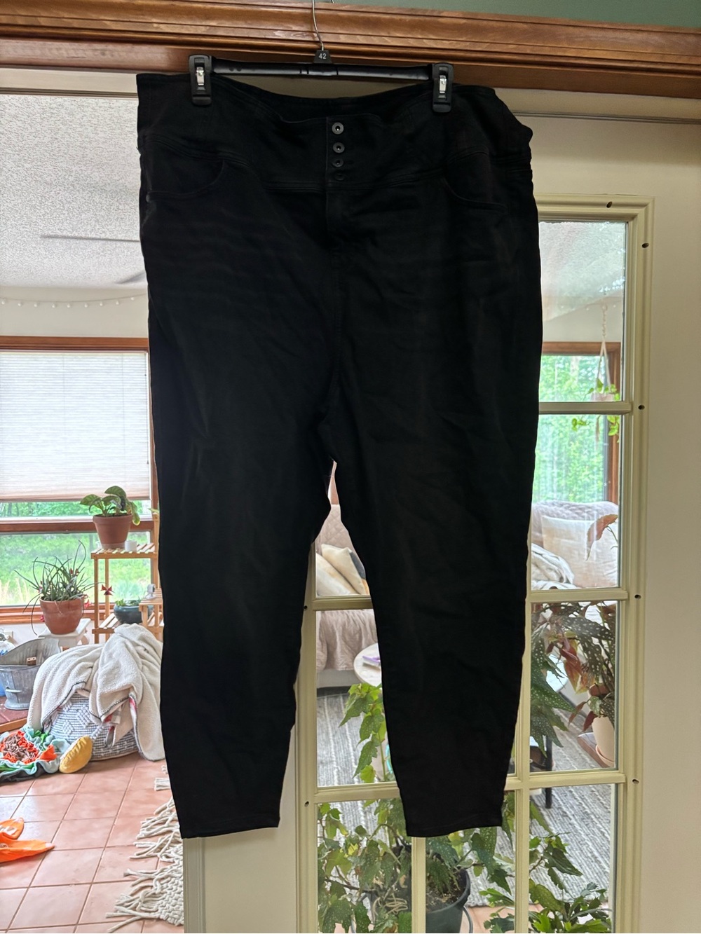 torrid Black Relaxed Women's Button-Fly Jeans